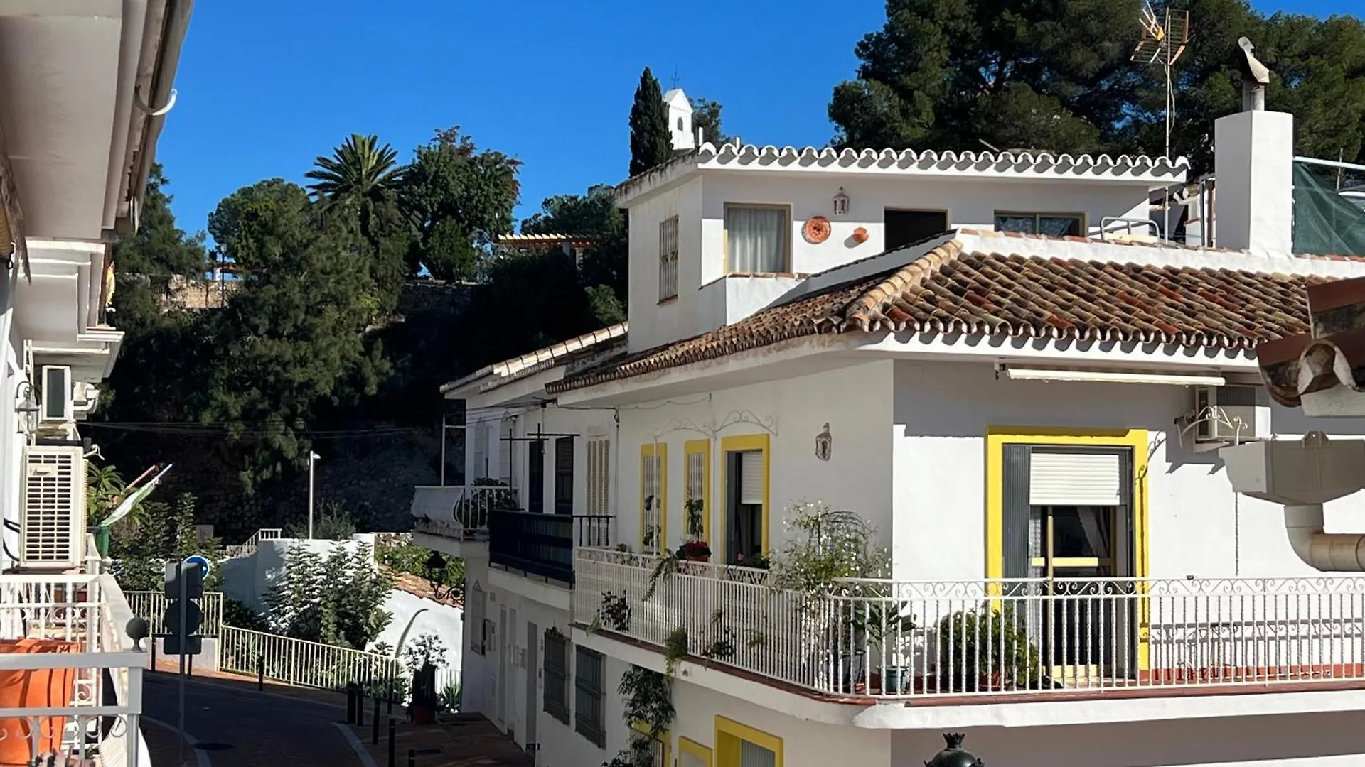 Tranquil Escape In Historic Benalmadena Apartment