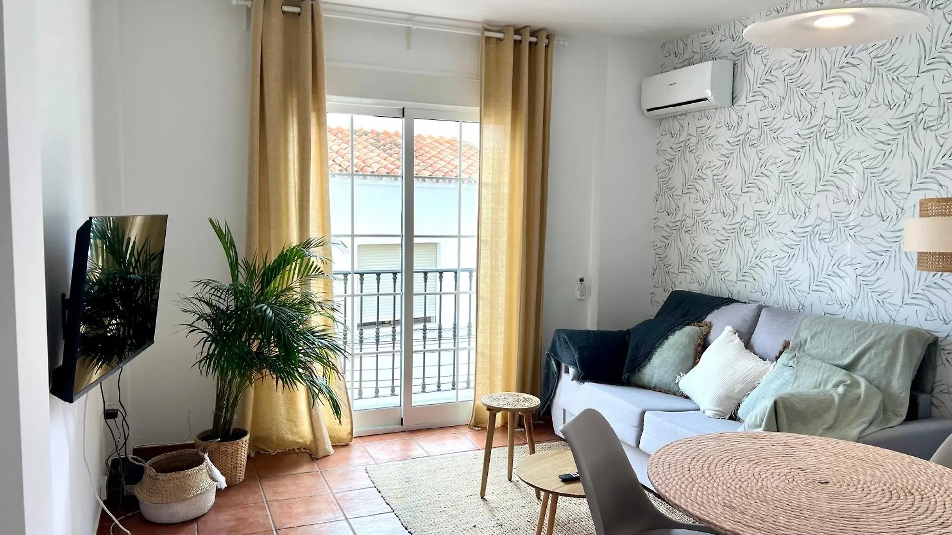 Tranquil Escape In Historic Benalmadena Apartment